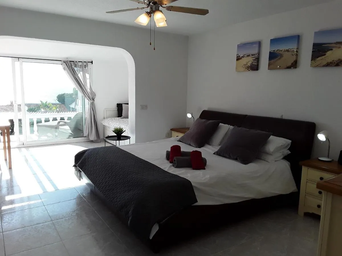 Sea Views, Beach & Pool La Cala Mijas ,Alcantara Malaga Apartment